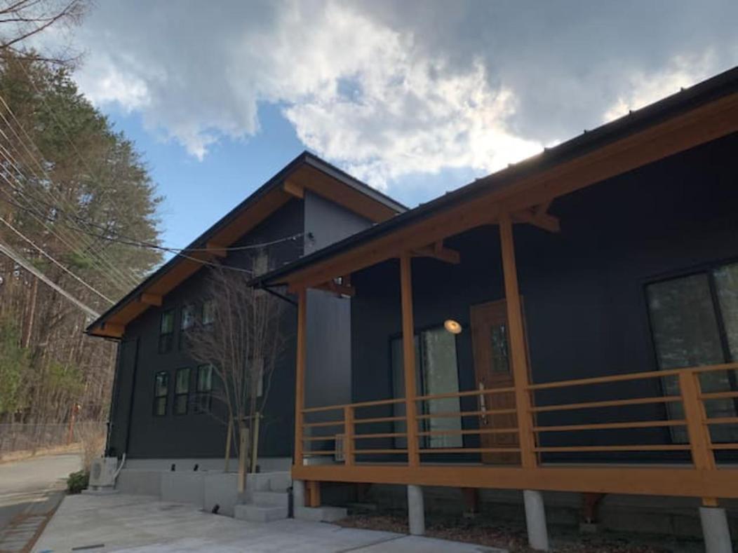 Вилла Stella House ステラハウス Фудзикавагутико Экстерьер фото